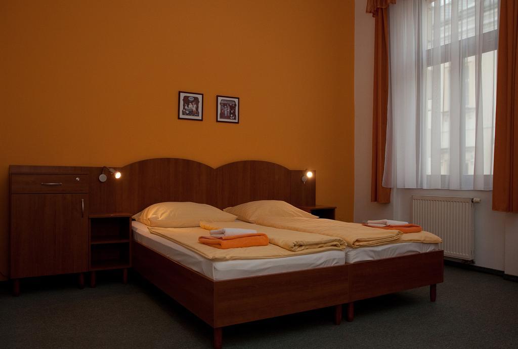 Hotel Antonietta Теплице Стая снимка