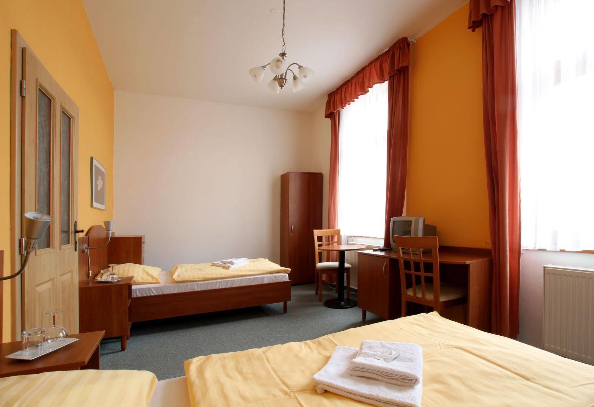 Hotel Antonietta Теплице Екстериор снимка