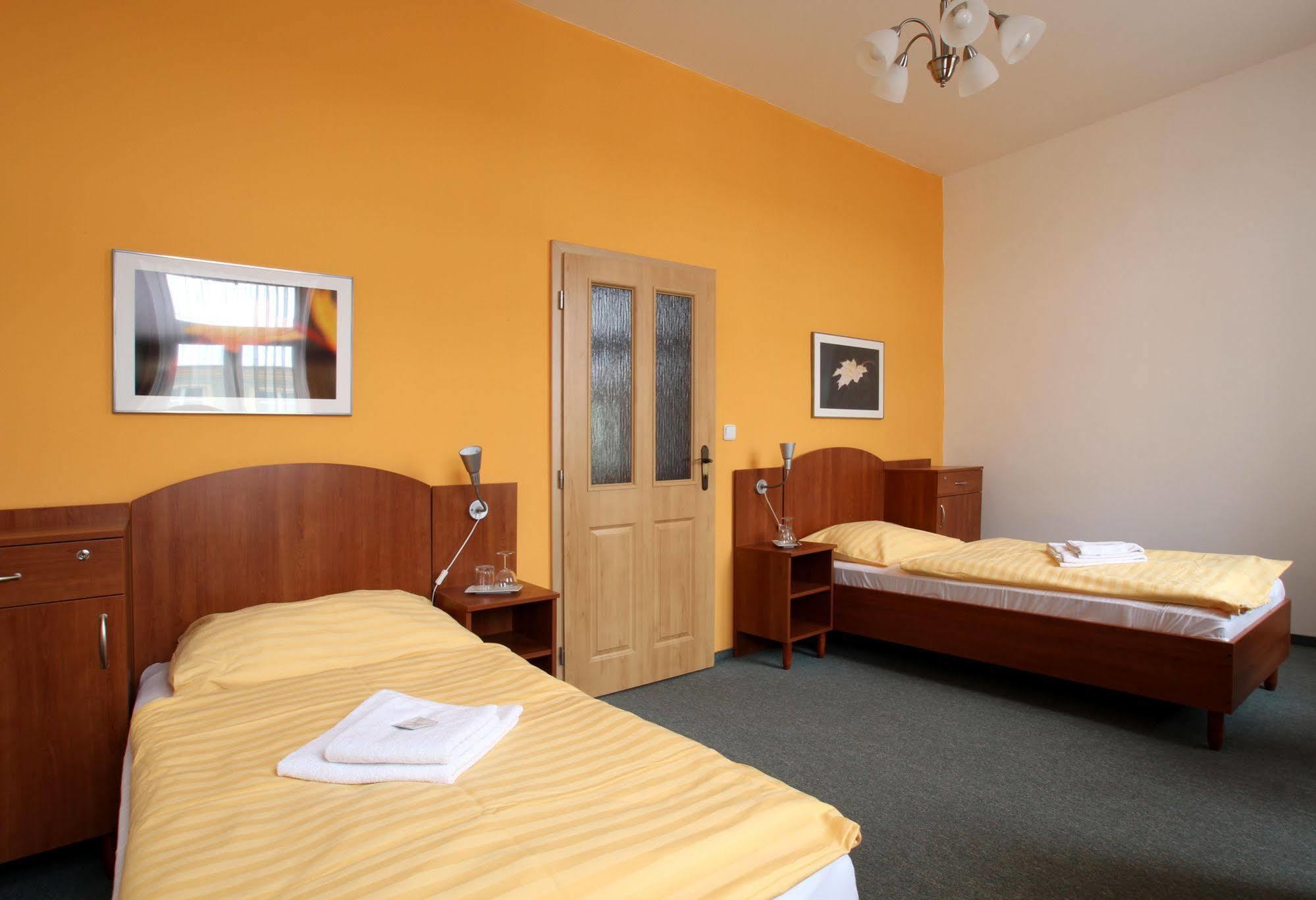 Hotel Antonietta Теплице Екстериор снимка