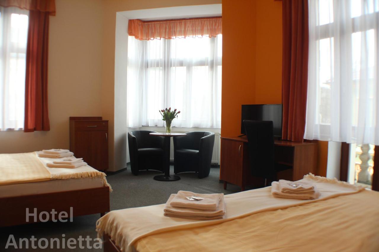 Hotel Antonietta Теплице Екстериор снимка